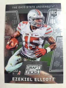 Selecciones del draft Panini Prizm 2016 #105 Ezekiel Elliott radiocontrol novato Ohio State - Imagen 1 de 2