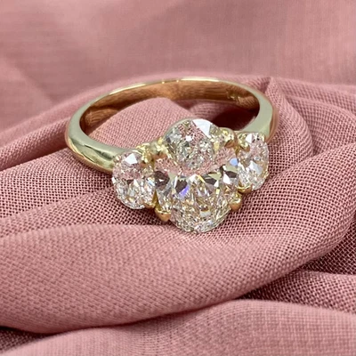 5.00 Ct Oval-Cut VS1 Lab Grown Diamond Solitaire Engagement Ring 14k Yellow Gold - Image 1 of 4