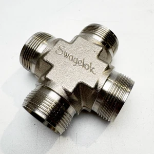 Swagelok - Unión Cruzada 3/4" - Acero Inoxidable 316 - Imagen 1 de 1