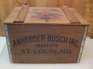 Vintage Budweiser Anheuser-Busch Wooden Crate Box w/ Metal Hinges B7974 - Picture 1 of 8