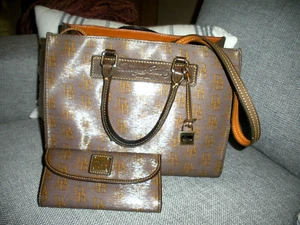 Dooney and Bourke Leather Florentine Satchel logo - Picture 1 of 2