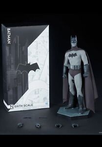 Sideshow Collectibles 12" 1/6 Scale Batman Noir (B&W) 1 of 500 made NEW NIB