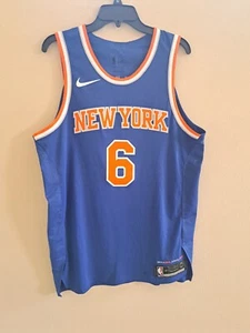 Men’s New York Knicks Kristaps Porzingis Aeroswift Nike Authentic Jersey Size 48 - Picture 1 of 9