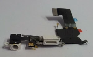 Docking Port with headphone Jack for iPhone 5S in white colour - Bild 1 von 1
