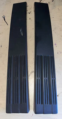 Toyota Pickup Truck Standard Cab Quarter Vent Louver B-Pillar Trim OEM 1984-1988 - Image 1 of 2