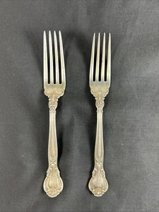 2 GORHAM CHANTILLY STERLING SILVER 7 inch FORKS - 80 Grams - NOT SCRAP - Picture 1 of 9
