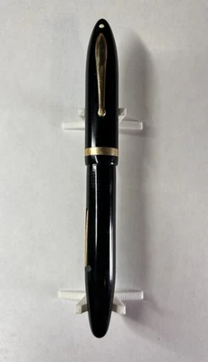 Sheaffer Lifetime Balance Oversize Fountain Pen Black with Gold Trim 14k Nib - Image 1 of 4