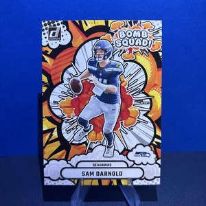 2025 Panini Donruss Bomb Squad Sam Darnold - Bild 1 von 2