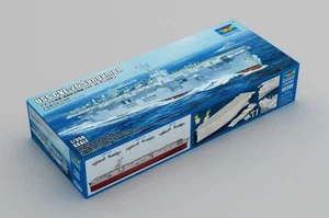 Trumpeter 1:350 5369 USS CVE-26 Sangamon - Bild 1 von 1