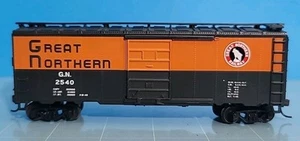 CB40: Great Northern GN 2540 Boxcar Black & Orange Scheme HO - Picture 1 of 2