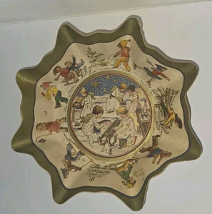 2 Vintage Germany Pressed Paper Christmas Cookie Dishes Angels & Sleds  - Picture 1 of 15