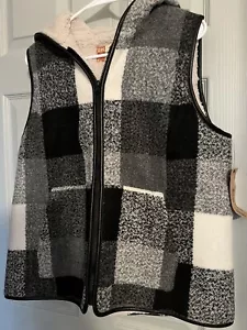 NWT Ruff Hewn Women Black/White plaid hooded vest with sherpa lining Size L - Picture 1 of 5