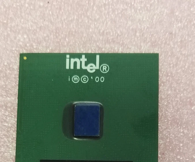 SL5WY (Intel Celeron 900 MHz) SOCKET 370  - Image 1 of 1