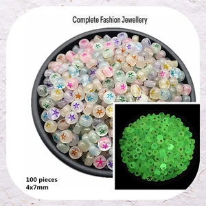 100 7MM Glow In The Dark Assorted Colour Flat Round Shaped Star Acrylic Beads - Picture 1 of 5