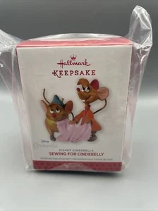 2013 Hallmark Sewing for Cinderelly Jaq AND Gus Limited Edition Ornament SEALED - Picture 1 of 3