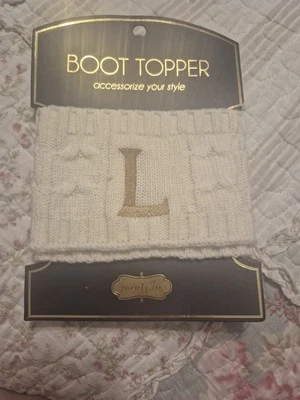 Toppers para botas Mud Pie con inicial "L" Foto 1 de 2