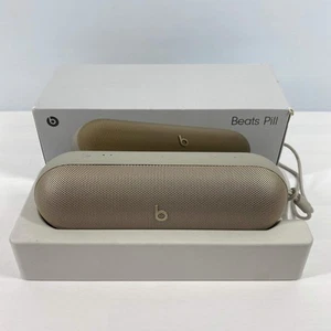 Enceinte Bluetooth portable Beats Pill dorée A3211 - Photo 1 sur 8