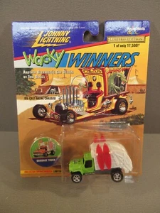 Johnny Lightning Wacky Winners Garbage Truck - Picture 1 of 1