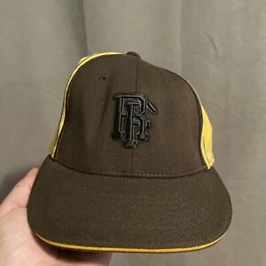 Reef Men's 210 Fitted Hat Size 6 7/8 - 7 1/4 Brown Flat Brim FlexFit Cap