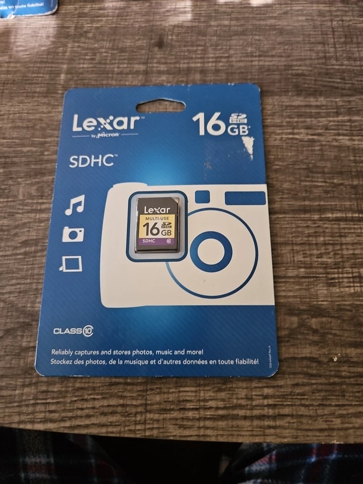 Lexar 16GB Multi-Use SDHC Memory Card - Image 1 of 4