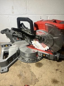 Milwaukee M18 190mm Chopsaw USED - Picture 1 of 4