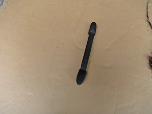 99-01 ISUZU VEHICROSS TECHO INTERIOR NEGRO MANGO AGARRE TRASERO OEM - Imagen 1 de 1