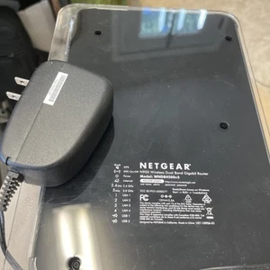 Netgear WNDR4500v2 N900 Wireless Dual Band Gigabit WLAN Router *getestet* - Bild 1 von 4