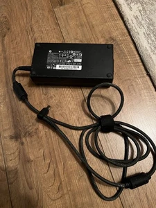 HP High Power Power Supply - 669265-001 - 19.5V 9.2A - Working - DB3O55D - Picture 1 of 2