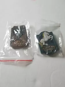 WETA WORKSHOP LORD OF THE RINGS LOTR THE PRANCING PONY + GREEN DRAGON MAGNET SET - Picture 1 of 5