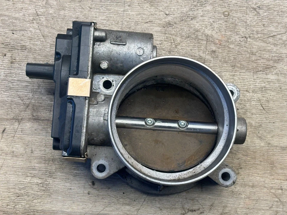 GM GMC CHEVROLET SUBURBAN OEM MOTOR ACELERADOR CUERPO MÓDULO DE VÁLVULA Foto 1 de 4