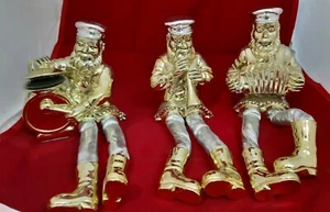 Silvered & Golden Polyresin Sitting playing A Hassidic Figurine ,With Cloth Legs - Picture 1 of 11