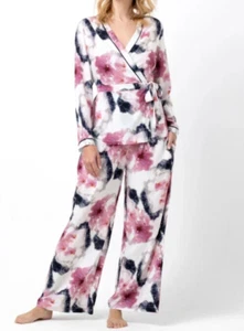 Oh!Zuza Satin Pyjamas PJs Size UK 10 - 12 100% Viscose Classic Print White Pink - Picture 1 of 11