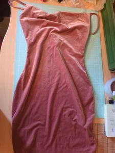 Misguided Short Pink Velvet Dress - Picture 1 of 6