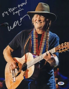 Willie Nelson promotional photo Reproduction signature quality photo #2 - Picture 1 of 3