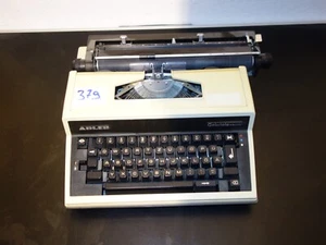 #379 ADLER Gabriele Electronic – Schreibmaschine • Vintage - Bild 1 von 2