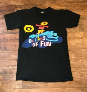 Vintage Oceans of Fun Youth Small T-Shirt, Amusement Park, Des Moines Iowa - Picture 1 of 5