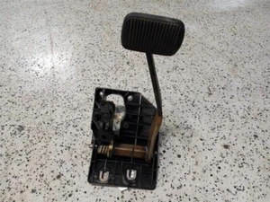 2008 FORD ESCAPE BRAKE PEDAL - Picture 1 of 4