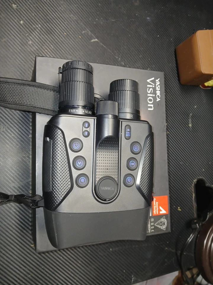 Binoculares de visión nocturna YASHICA Vision IR ¡¡En gran forma!!! Foto 1 de 3