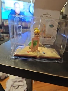 Hallmark Ornament 2012 TINK AND THE FAIRY JOURNAL Disney Fairies TINKER BELL - Picture 1 of 1