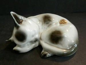Vintage Porcelain Sleeping Cat White w/Black Spots Styson USA - Picture 1 of 11