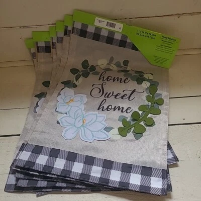 Pretty 'Home Sweet Home' Wreath Garden Flag (11.5 x 18") BRAND NEW W TAGS - Image 1 of 3