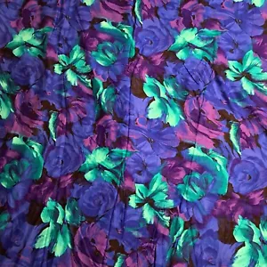 Vntg Large Floral print Woven rayon sewing fabric 4 3/4 yds x 54" wide Tiki - Picture 1 of 3