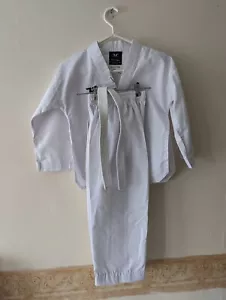 children clothing Aquilla taekwondo karate set ages from 7-8 - Picture 1 of 5