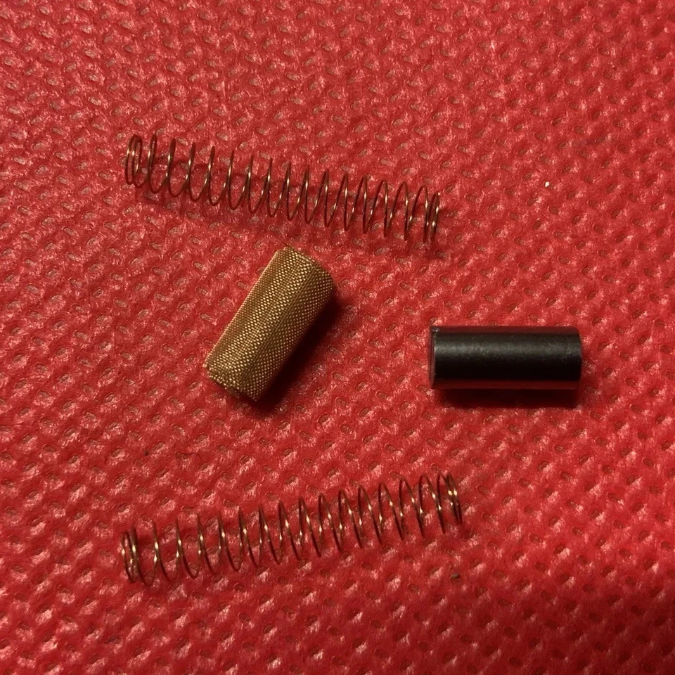 Ersatz Kohle/Bürste/Feder 4mm, für alte MÄRKLIN Motoren Spur 0 oder 1, Neu