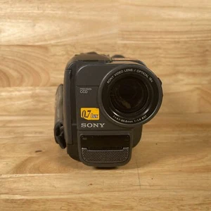 Sony Handycam Vision CCD-TRV25 8mm Video8 XR Video Player Camcorder For Parts - Picture 1 of 4