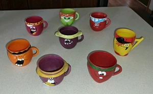 Vintage 8 vasos de plástico cara divertida diferentes (1969) Pillsbury - Imagen 1 de 11