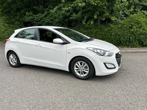 2012 Hyundai i30 1.6 CRDi Blue Drive Active 5dr HATCHBACK Diesel Manual - Picture 1 of 18