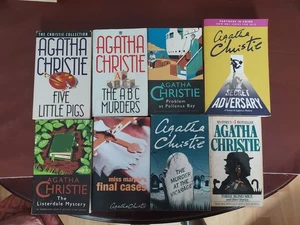 8 x Agatha Christie Crime Mystery Paperback Book Bundle Job Lot in VG condition. - Picture 1 of 2