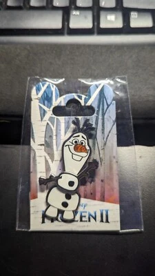 Prendedor OLAF "Frozen" 2020 OE Disneyland Paris© Oficial Disney© DLP Foto 1 de 2