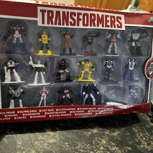 Transformers Die Cast Miniature Figures Series 1 - Picture 1 of 5
